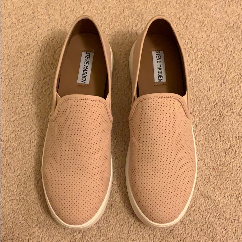 Steve Madden Blush Suede Slip On Sneakers (NBW)